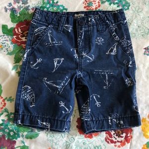 OshKosh unisex 4T bermuda shorts with sail boats